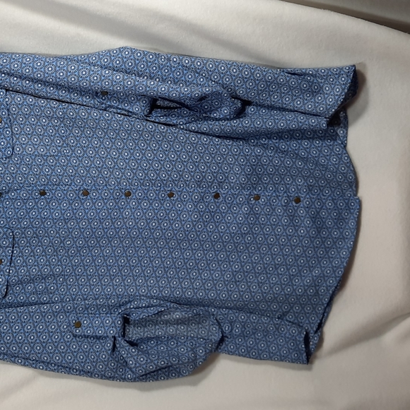 Dressbarn Plus Size 2X Womens Blouse Fall Top Blue Geometric roll button sleeves - Picture 2 of 13